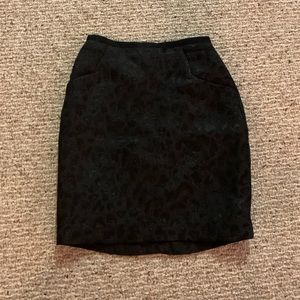 H&M black cheetah print skirt